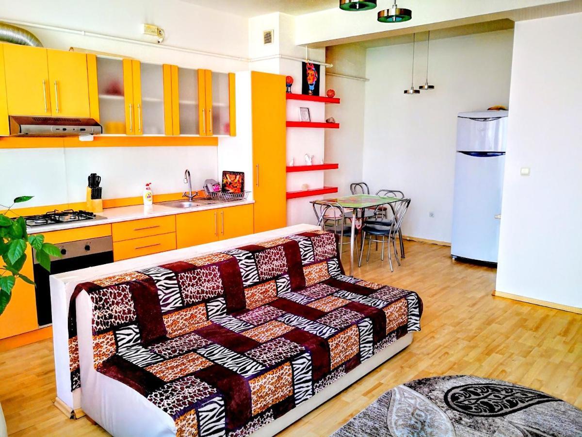 Relaxing & Welcome Apartment, Ared, Uta 아라드 외부 사진