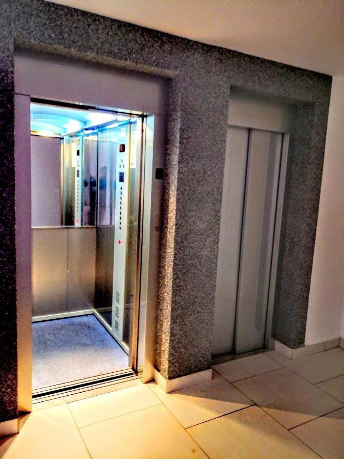 Relaxing & Welcome Apartment, Ared, Uta 아라드 외부 사진